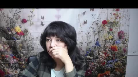 Snapshot of selenafly chatting on 25, 9, 2025 SelenaFly online show from 25, 9, 2025