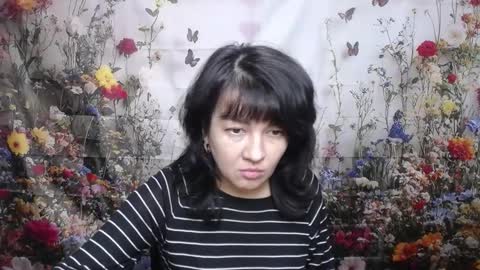 Snapshot of selenafly chatting on 4, 10, 2025 SelenaFly online show from 4, 10, 2025