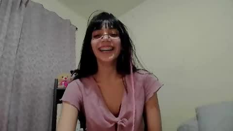 selene_hebe online show from 5, 4, 2026