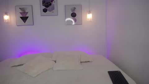 selene_rouse_ online show from 28, 10, 2025