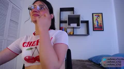 Snapshot of selene_s3xy chatting on 16, 1, 2026 selene_s3xy online show from 16, 1, 2026