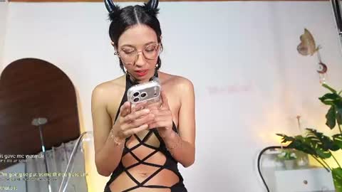  Sel Your Little butterfly  online show from 28, 7, 2026