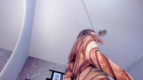 Selene online show from 12, 3, 2025