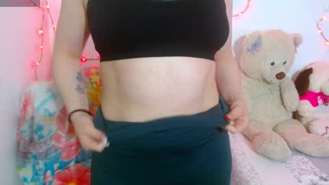 Selene G  online show from 30, 4, 2026