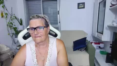 Selenna online show from 1, 6, 2026