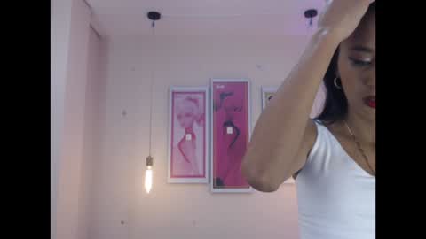 Snapshot of seleny_fitness chatting on 24, 1, 2025 Mayte online show from 24, 1, 2025