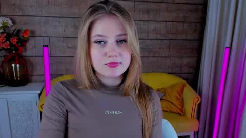 SelinSwarovski online show from 22, 2, 2025