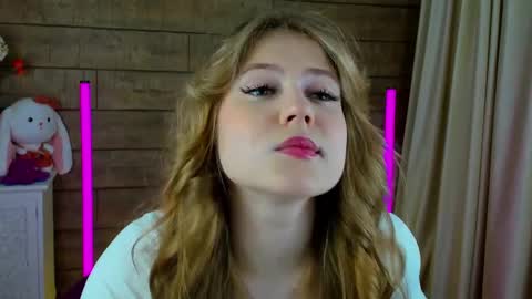 SelinSwarovski online show from 8, 3, 2025