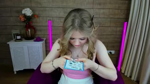 SelinSwarovski online show from 11, 3, 2025