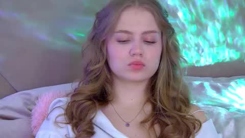 SelinSwarovski online show from 4, 10, 2025