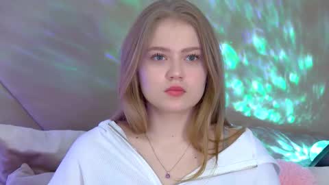 SelinSwarovski online show from 7, 10, 2025