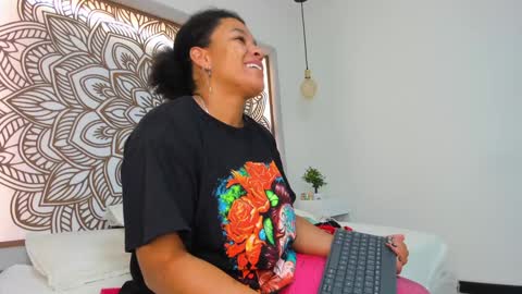 Snapshot of selket_ chatting on 3, 12, 2024 Selket online show from 3, 12, 2024