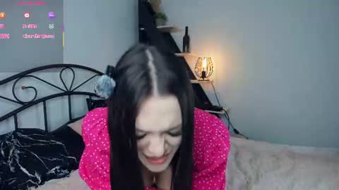 Snapshot of sellectorry chatting on 15, 6, 2026 Julia online show from 15, 6, 2026