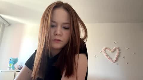 Lily online show from 11, 5, 2026