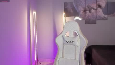 Selyn online show from 12, 12, 2024