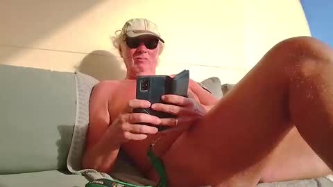 Snapshot of seniorfuntime1556 chatting on 5, 10, 2025 Summiteer online show from 5, 10, 2025