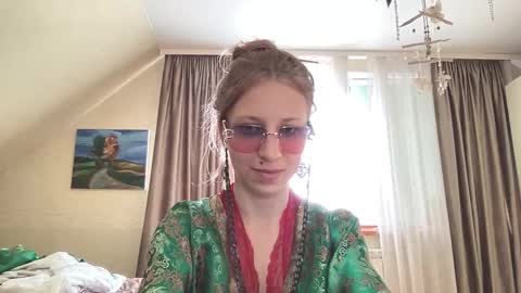 Snapshot of senseinner chatting on 26, 9, 2025 senseinner online show from 26, 9, 2025