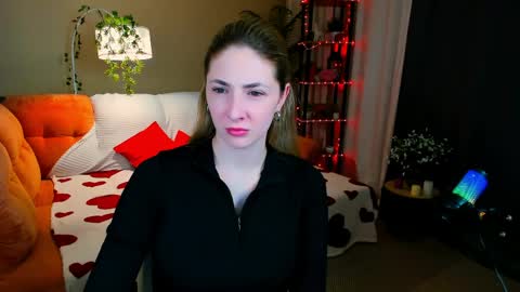 sensitiveheartt online show from 31, 3, 2026