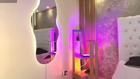 Sensual Kim77 online show from 29, 5, 2026