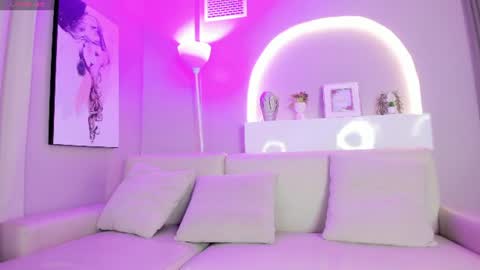 Snapshot of sensual_shanel chatting on 30, 6, 2026 sensual_shanel online show from 30, 6, 2026