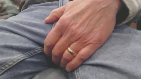 Snapshot of sensualgent69 chatting on 16, 1, 2025 sensual online show from 16, 1, 2025