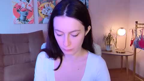 sensuallucy233 online show from 19, 11, 2025