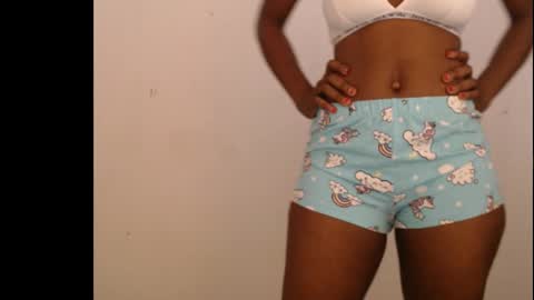 Anne online show from 5, 12, 2025