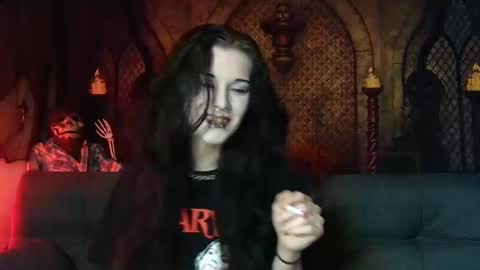 Seraphin Munster online show from 1, 11, 2025