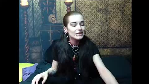 Snapshot of seraphinmunster chatting on 25, 6, 2026 Seraphin Munster online show from 25, 6, 2026