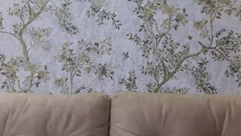 serayarose_ online show from 8, 9, 2025