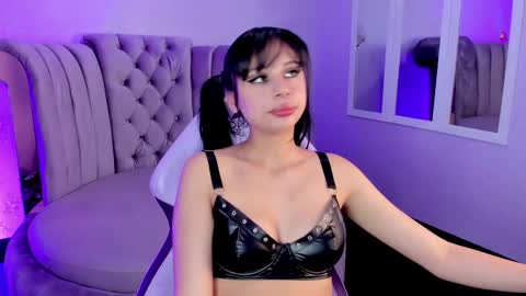 Snapshot of seren_bleck chatting on 7, 3, 2025 Seren  Follow me online show from 7, 3, 2025