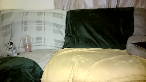 serenity221122 online show from 8, 10, 2025