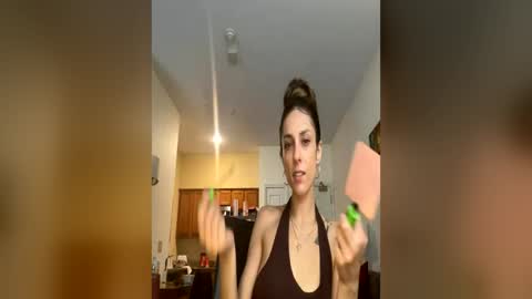 serenityroseee online show from 13, 6, 2026