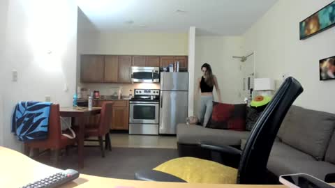 serenityroseee online show from 27, 6, 2026