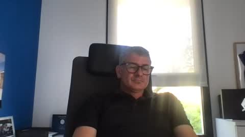 sesamechris92 online show from 31, 7, 2026