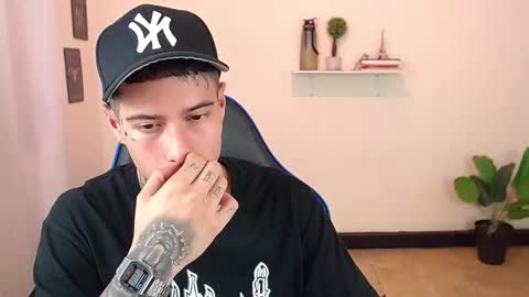 Thomas online show from 16, 12, 2025