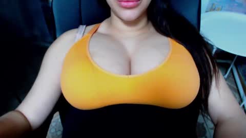 Snapshot of seu_cute chatting on 4, 3, 2025 seu_cute online show from 4, 3, 2025