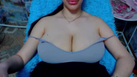 Snapshot of seu_cute chatting on 11, 9, 2025 seu_cute online show from 11, 9, 2025