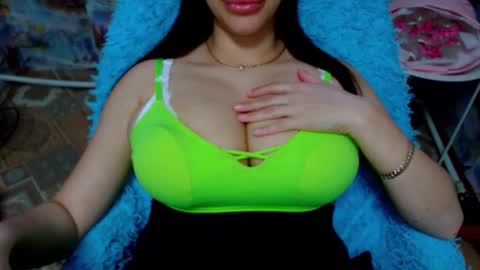 Snapshot of seu_cute chatting on 17, 9, 2025 seu_cute online show from 17, 9, 2025