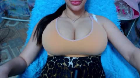 Snapshot of seu_cute chatting on 28, 9, 2025 seu_cute online show from 28, 9, 2025