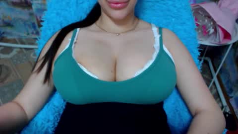 Snapshot of seu_cute chatting on 15, 10, 2025 seu_cute online show from 15, 10, 2025