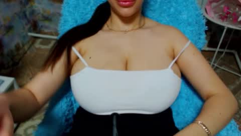 Snapshot of seu_cute chatting on 16, 11, 2025 seu_cute online show from 16, 11, 2025