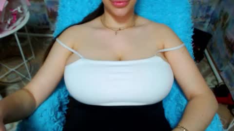 Snapshot of seu_cute chatting on 5, 12, 2025 seu_cute online show from 5, 12, 2025