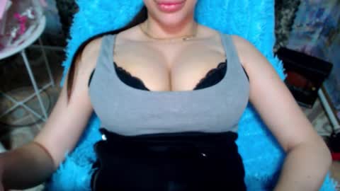 Snapshot of seu_cute chatting on 15, 12, 2025 seu_cute online show from 15, 12, 2025