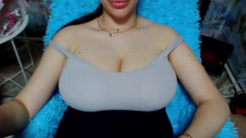 Snapshot of seu_cute chatting on 18, 12, 2025 seu_cute online show from 18, 12, 2025