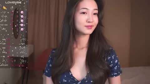 Snapshot of seulbi chatting on 5, 3, 2026 Sana online show from 5, 3, 2026