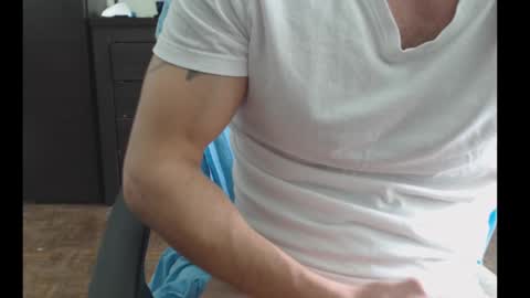 Snapshot of sexandsexy1999 chatting on 22, 2, 2025 Daniel Taylor online show from 22, 2, 2025