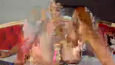 SEX BOMB 6T9 online show from 5, 1, 2025