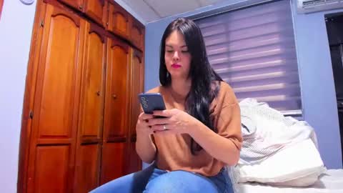 Snapshot of sexefantasia chatting on 6, 1, 2025 HEY GUYS KEVIAM I MY NEW TWITTER IS anitalautter26 imstagran anitalautter26 officialOFanitalautter online show from 6, 1, 2025