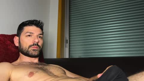 Lucenzo  online show from 18, 4, 2026